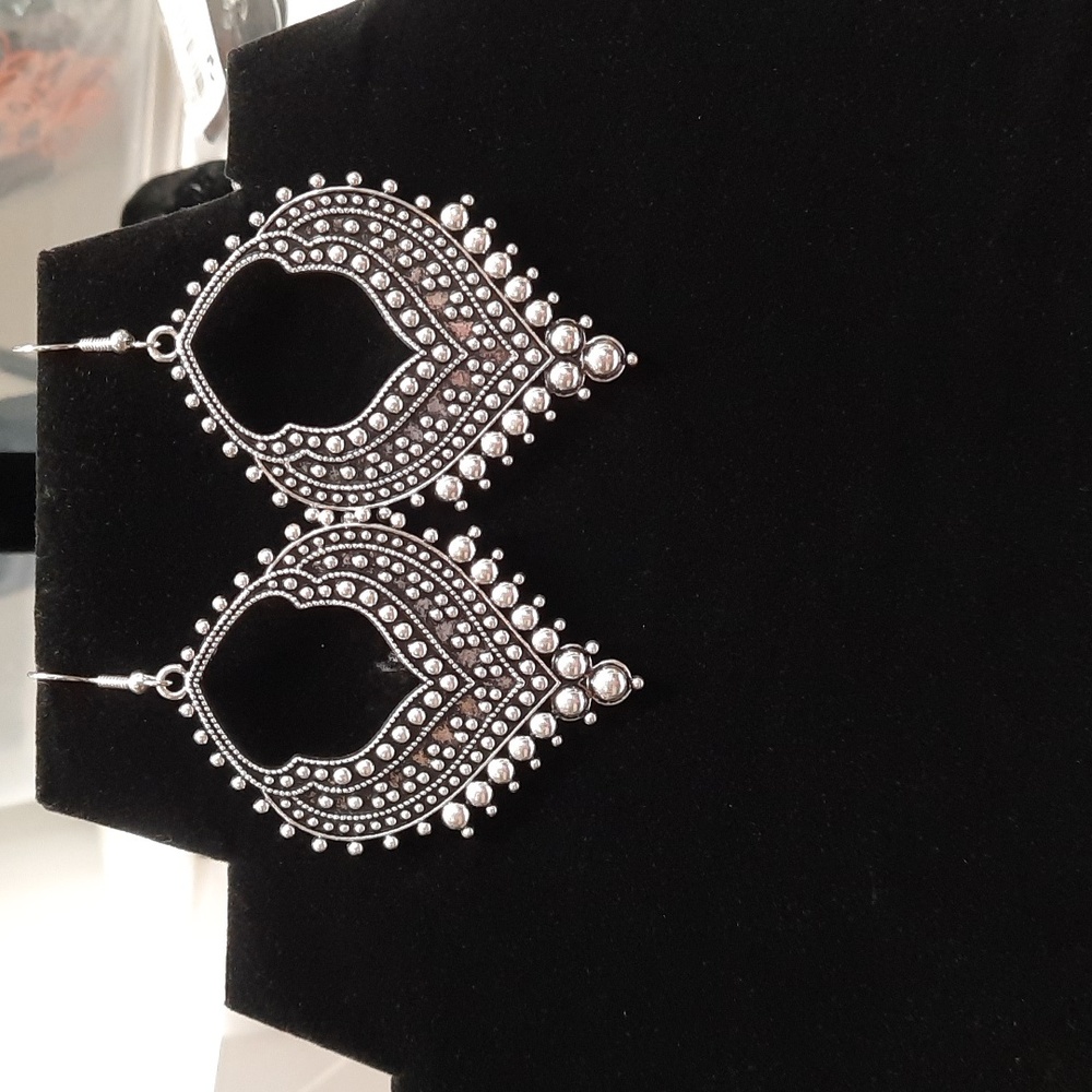 Earrings You can rock these with almost anything . bundle 5 for 30 or 1 for 10